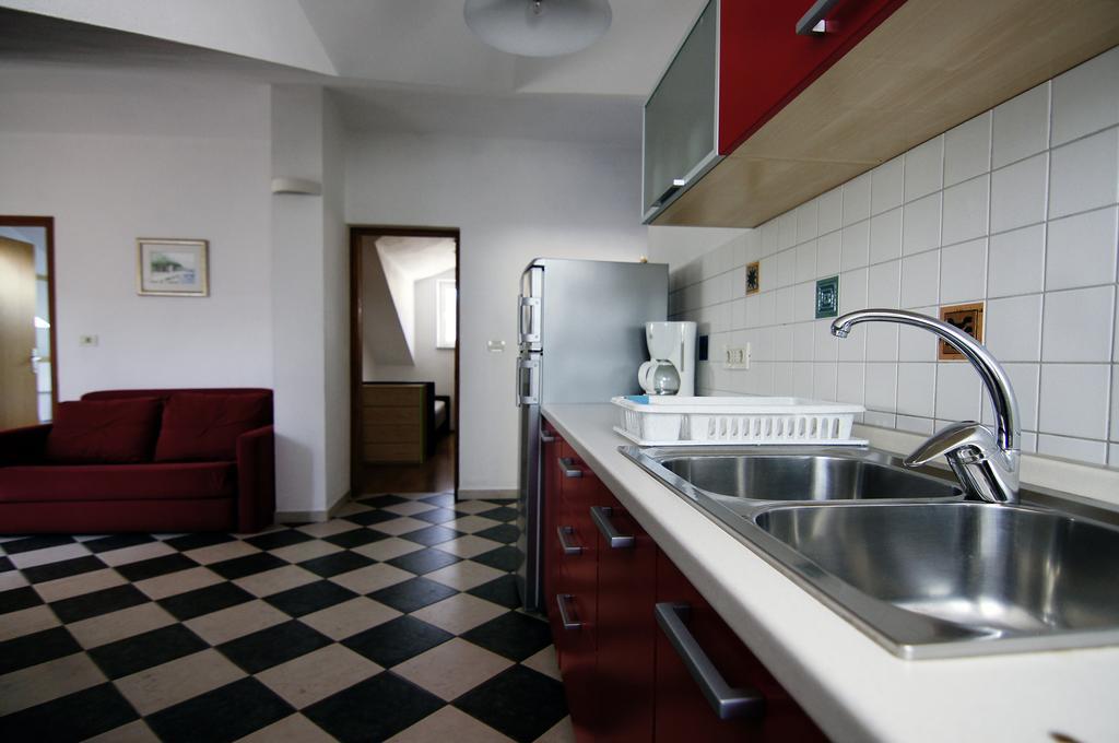 Apartments Ida Cres Kültér fotó
